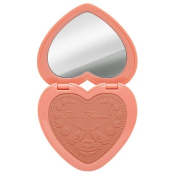 Too Faced: Rekomendasi Blush On Terbaik yang Tahan Lama